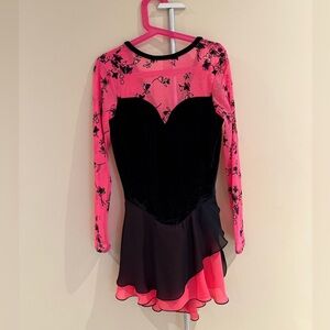Jerry’s Pink Black Velvet Mesh Figure Skating Dress Youth 12/14, Long Sleeve